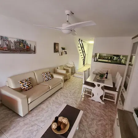 Mit Gemeinschaftspool By Interhome