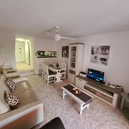 Mit Gemeinschaftspool By Interhome פלאייה דה לאס אמריקס