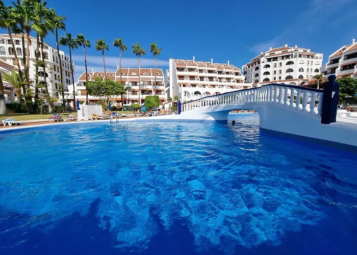 Mit Gemeinschaftspool By Interhome Playa de las Américas